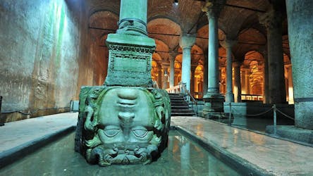 Cisterna Basílica con entradas sin colas y visita guiada